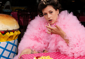 (c) Anne Morgenstern